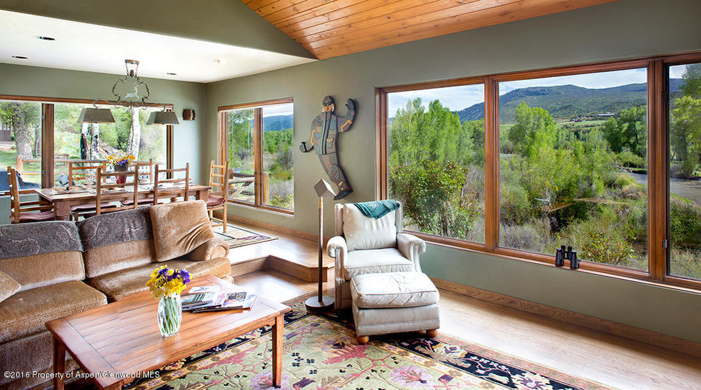 900Valley Road, Carbondale, CO 81623