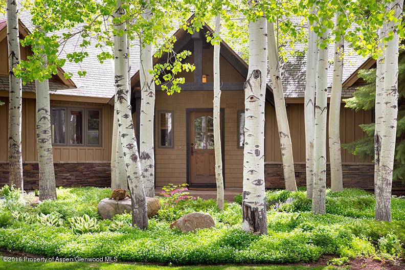900Valley Road, Carbondale, CO 81623