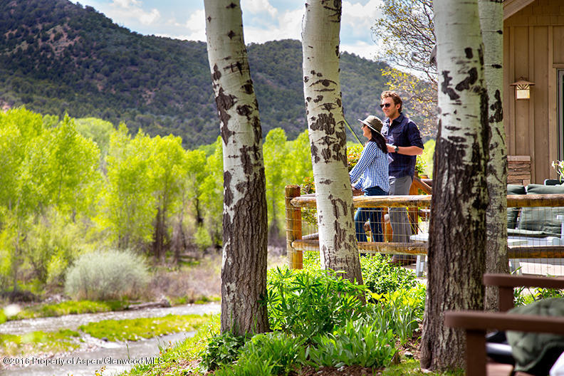 900Valley Road, Carbondale, CO 81623