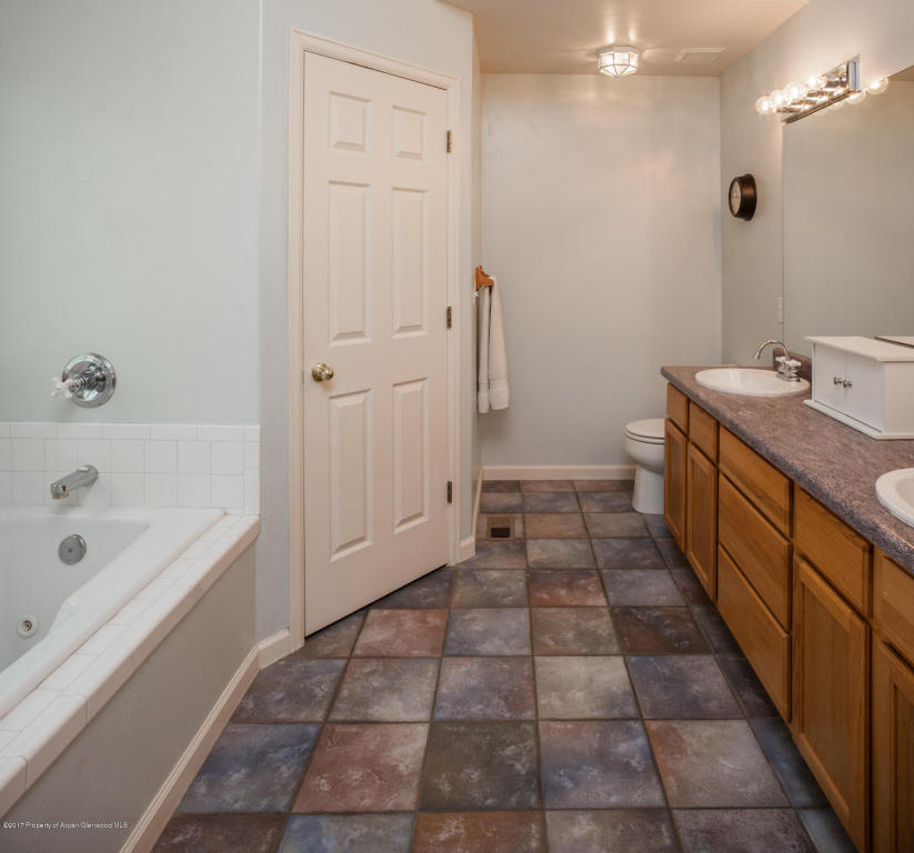 458Silverhorn Drive, New Castle, CO 81647