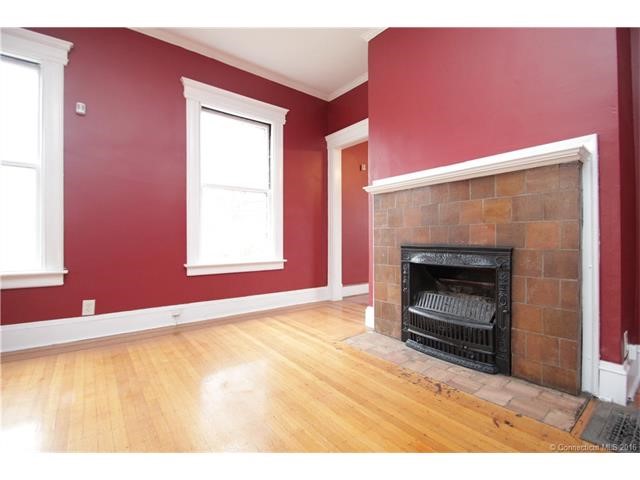 17Dartmouth, Massachusetts, CT 01109