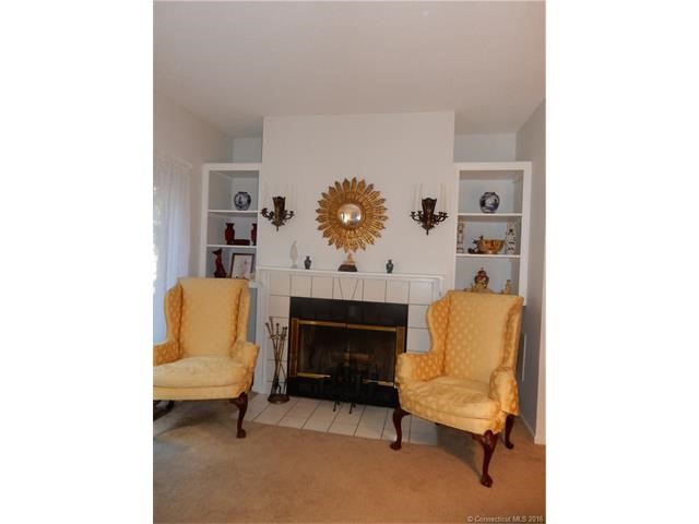 34Ashford Dr #34, Avon, CT 06001