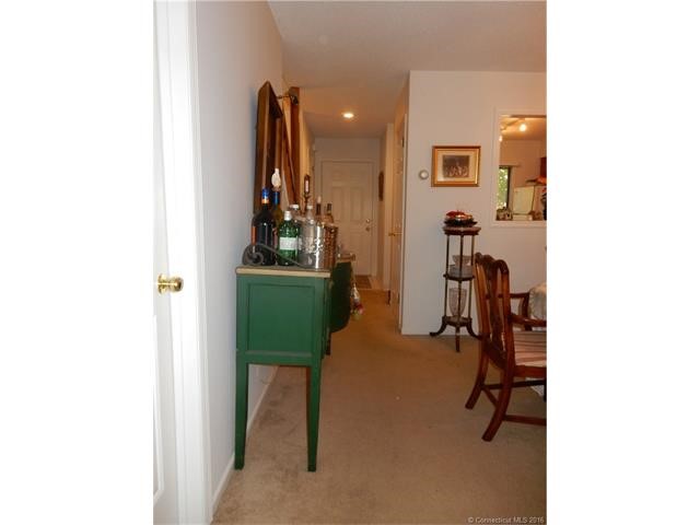34Ashford Dr #34, Avon, CT 06001
