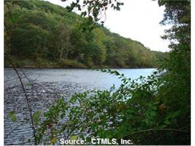 37 Sepous Rd, Avon, CT 06001