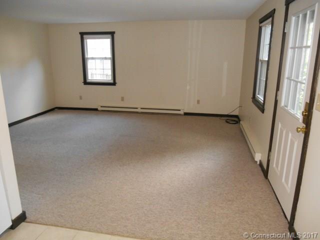 239 Old Farms Rd, Avon, CT 06001