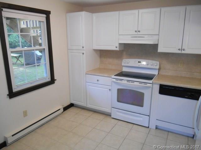 239 Old Farms Rd, Avon, CT 06001