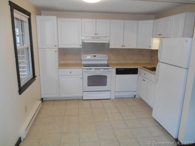 239 Old Farms Rd, Avon, CT 06001