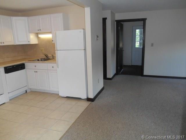 239 Old Farms Rd, Avon, CT 06001