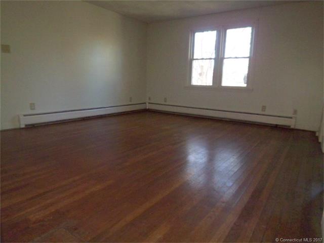 34 Verville Rd, Avon, CT 06001
