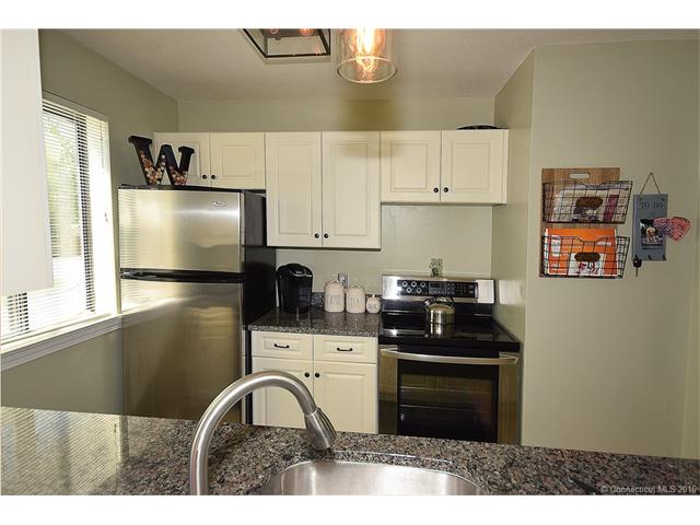 37 Silo Way, Bloomfield, CT 06002