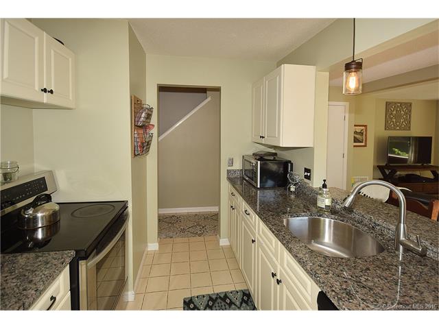 37 Silo Way, Bloomfield, CT 06002