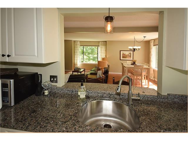 37 Silo Way, Bloomfield, CT 06002