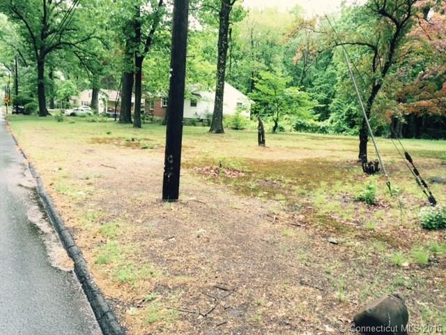 41Walker Ln, Bloomfield, CT 06002