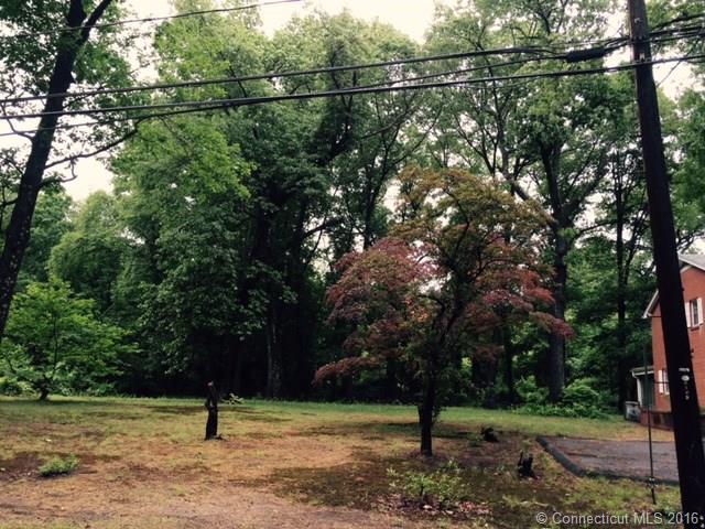 41Walker Ln, Bloomfield, CT 06002
