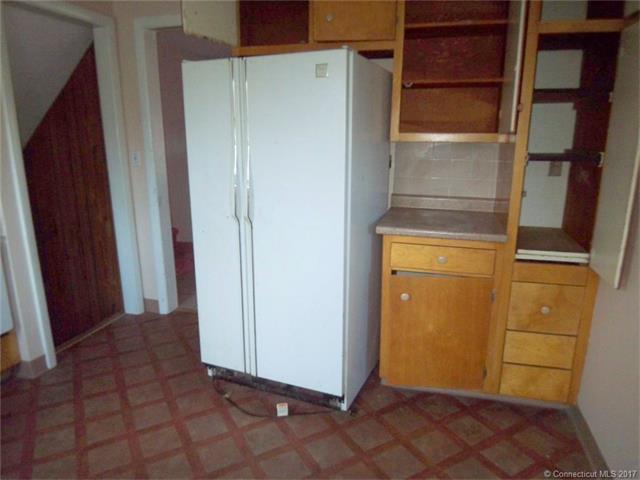 464 Bloomfield Ave, Bloomfield, CT 06002