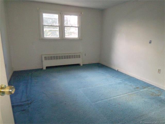 464 Bloomfield Ave, Bloomfield, CT 06002