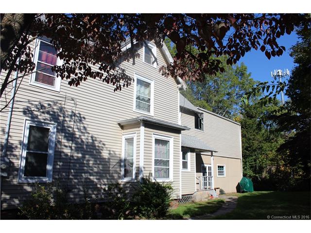 16 Hubbard St, Bloomfield, CT 06002