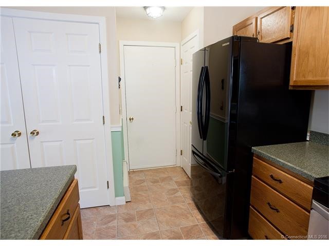 6Old Oak Ct #6, Bloomfield, CT 06002
