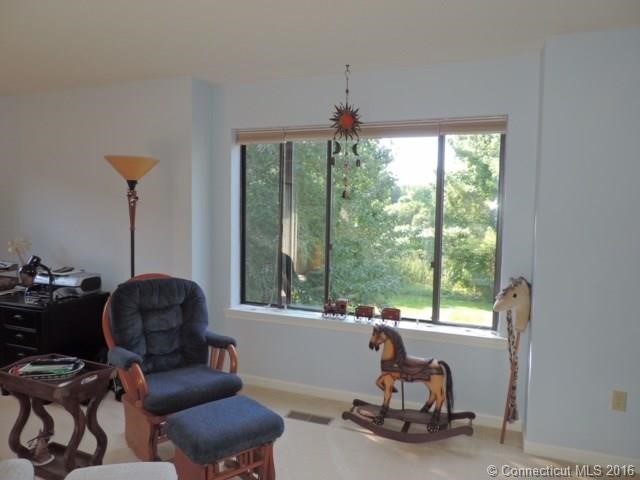 86Silo Way #86, Bloomfield, CT 06002