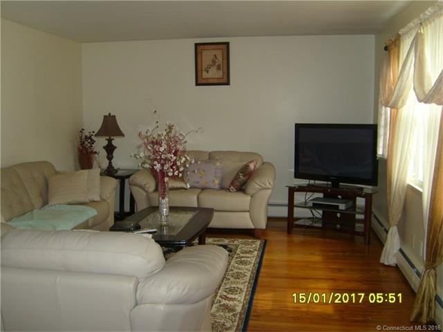 26East Wintonbury Ave, Bloomfield, CT 06002