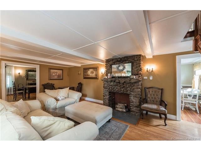60Wintonbury Ave, Bloomfield, CT 06002