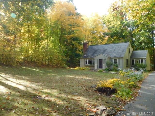 33 Grant Hill Rd, Bloomfield, CT 06002