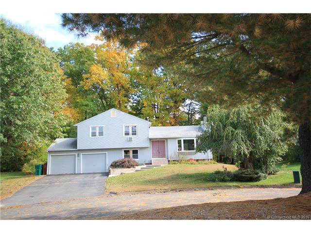 21 Christine Cir, Bloomfield, CT 06002