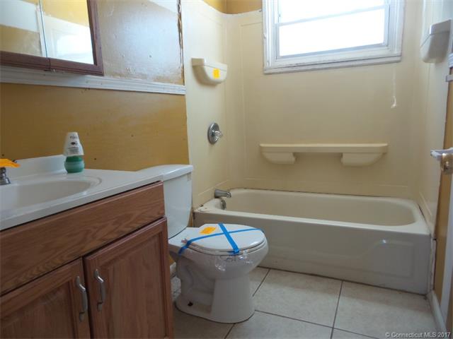 91 E Harold, Bloomfield, CT 06002