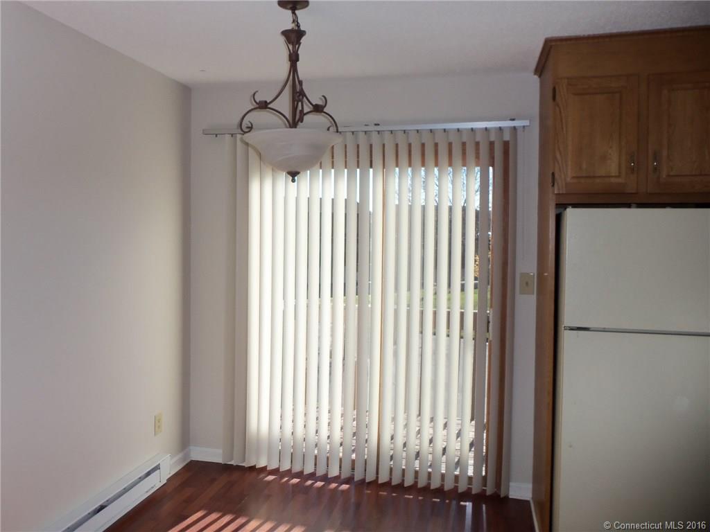 895 Matthews St, Bristol, CT 06010