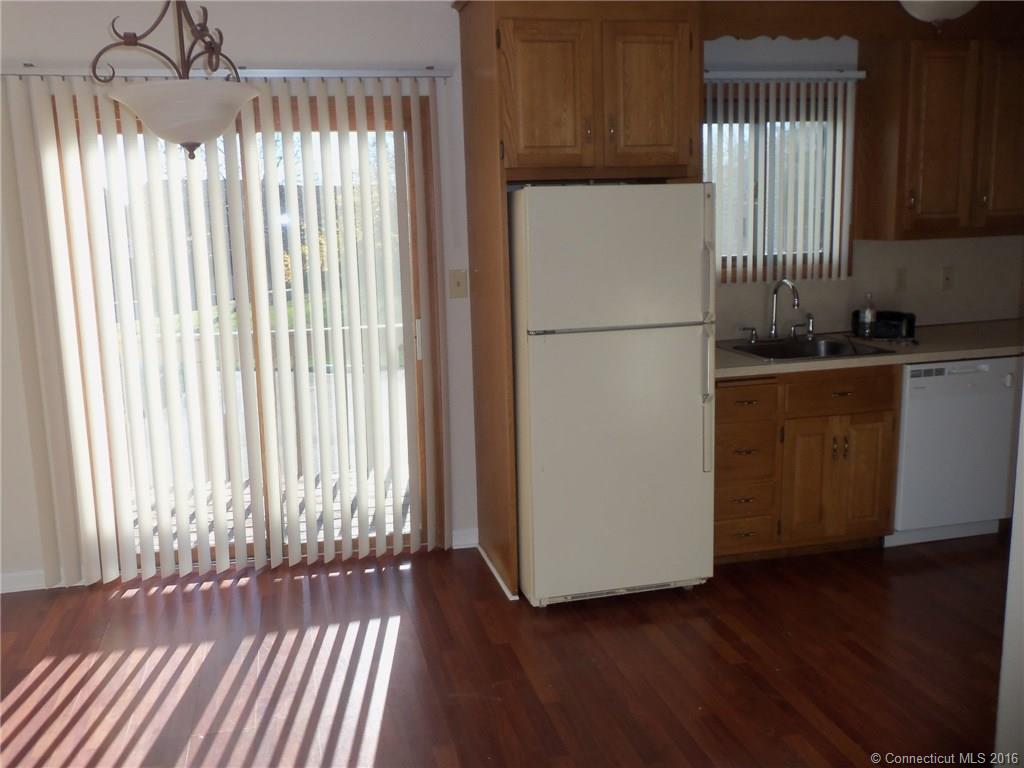 895 Matthews St, Bristol, CT 06010