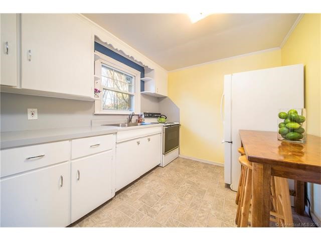 167Stevens St, Bristol, CT 06010