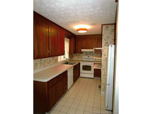 73Rita Dr #A, Bristol, CT 06010