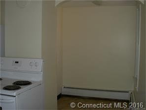 146-148 Laurel St, Bristol, CT 06010