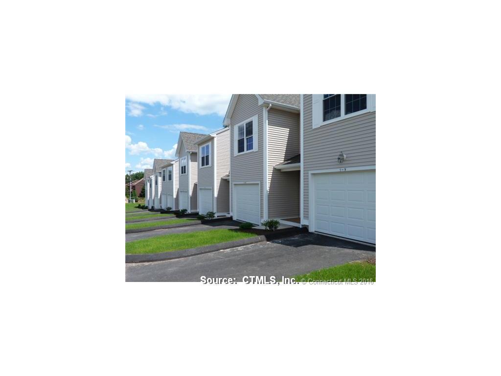 370 Emmett St, Bristol, CT 06010