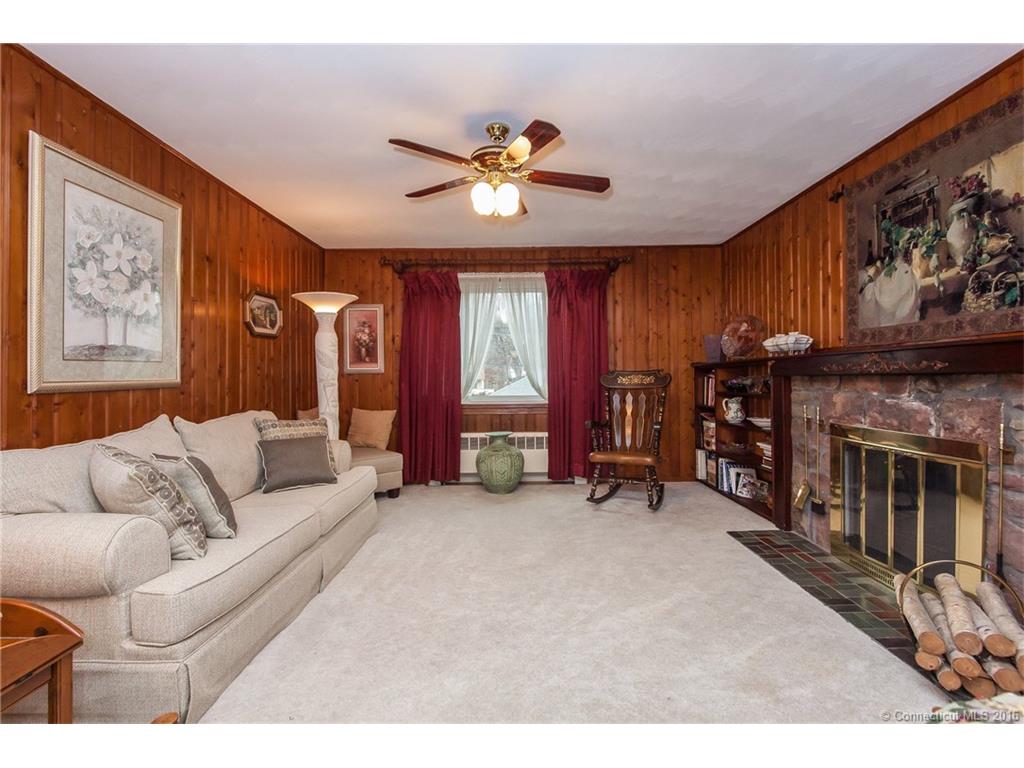 17 Moody St, Bristol, CT 06010