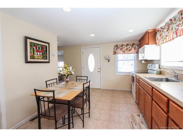 29Lillian Rd, Bristol, CT 06010