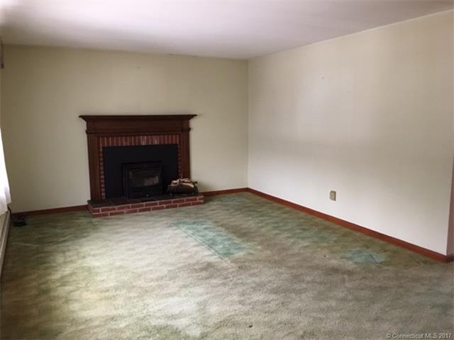 286 Shrub Rd, Bristol, CT 06010