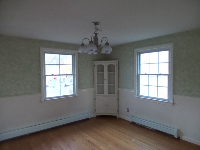 98 Collins RoadBristol, CT, 06010Hartford County