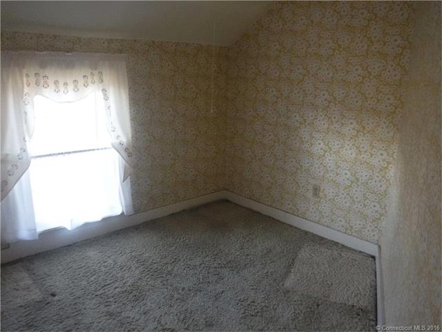 51 Rye St, E Windsor, CT 06016