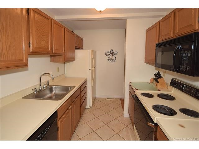 40Joseph Ct #40, E Windsor, CT 06016