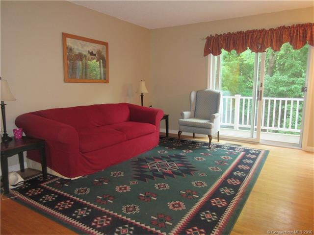 30 Joseph Ct, E Windsor, CT 06016