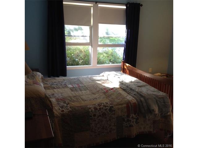 80 North Elm St, North Canaan, CT 06018