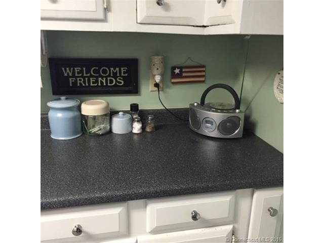 345 Salisbury Rd, Canaan, CT 06018