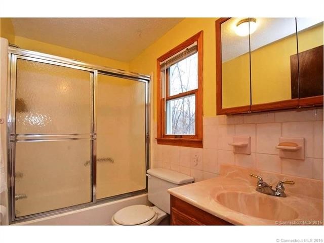 460Dowd Ave #460, Canton, CT 06019