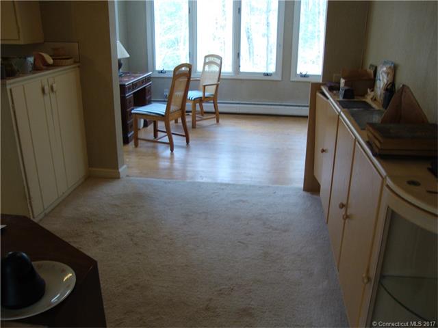10Juniper Circle, Canton, CT 06019