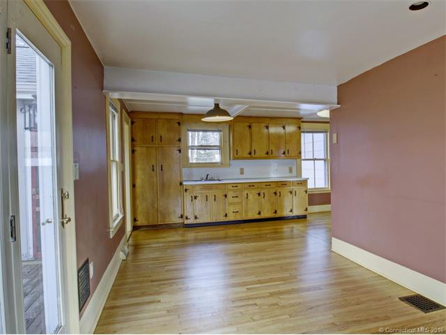 22 Wilcox Ct, Berlin, CT 06023