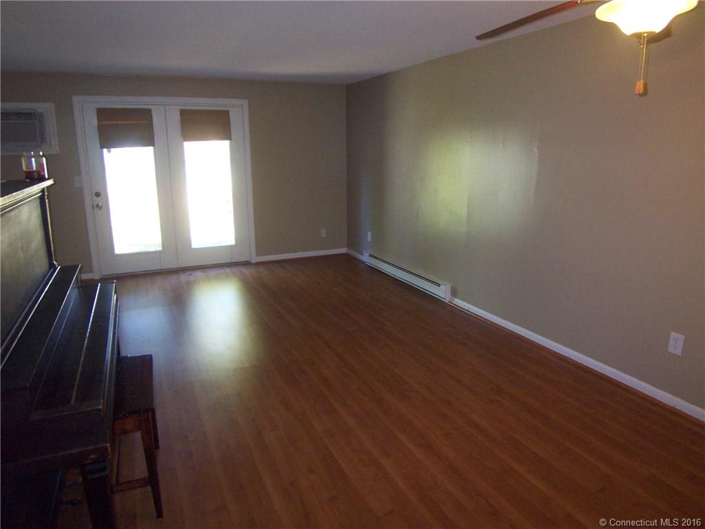 16 Seymour Rd, E Granby, CT 06026