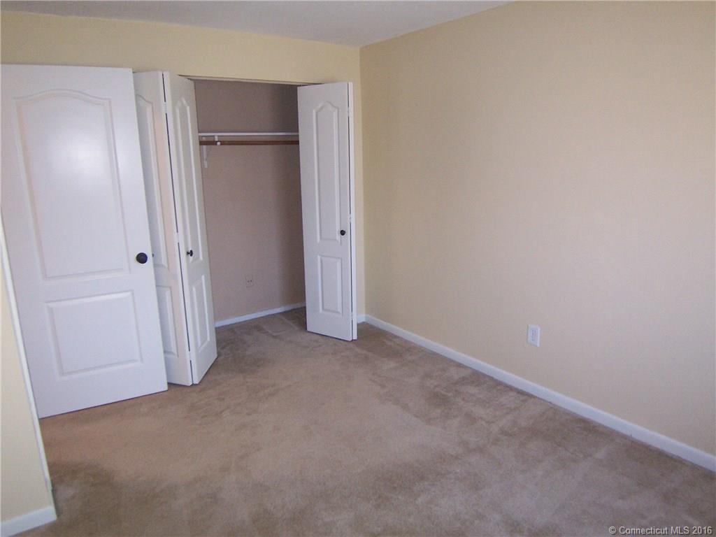 16 Seymour Rd, E Granby, CT 06026