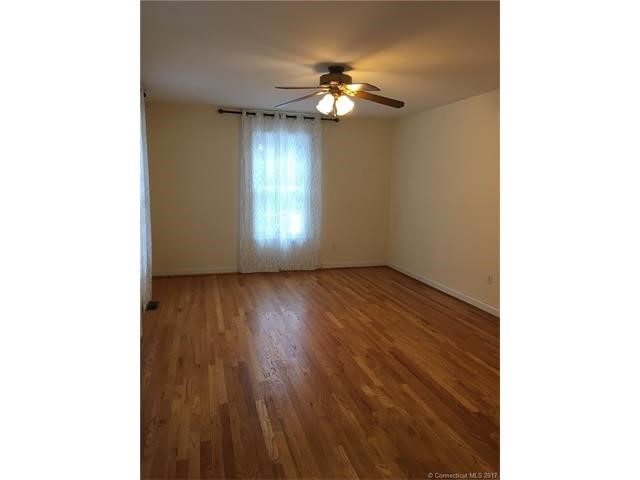 28Brighton Dr, E Granby, CT 06026