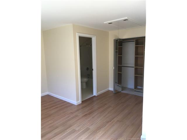 16Seymour Rd #20B, E Granby, CT 06026